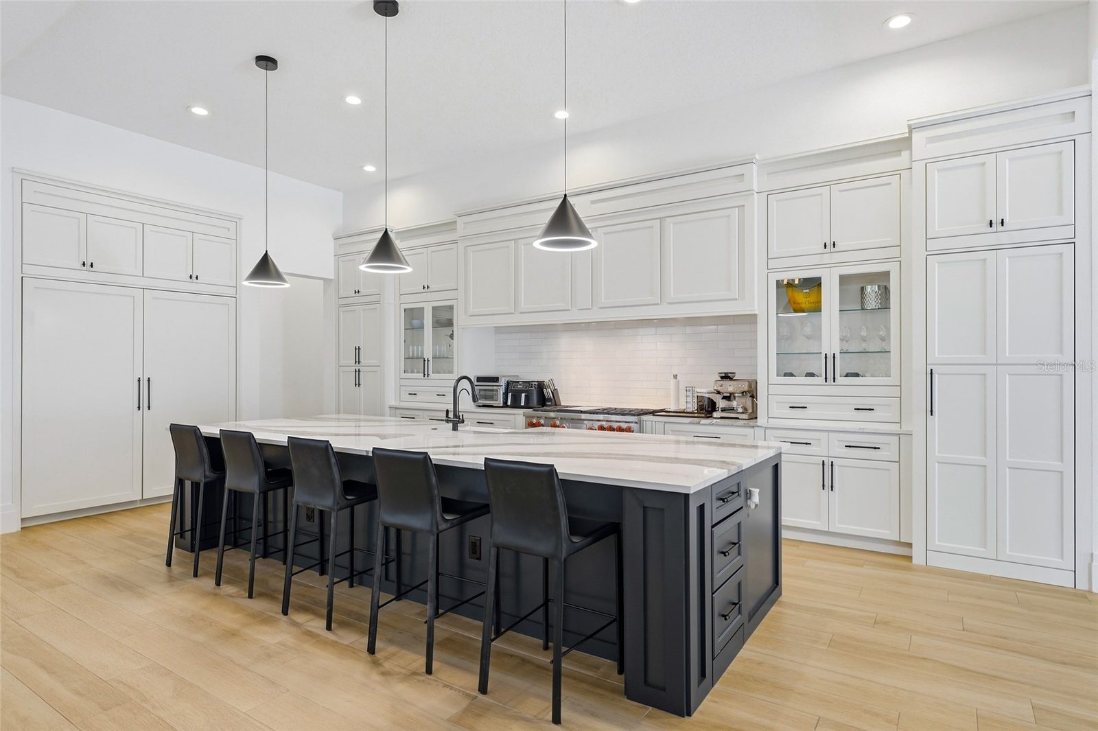 16848 Vinci Way — 12
