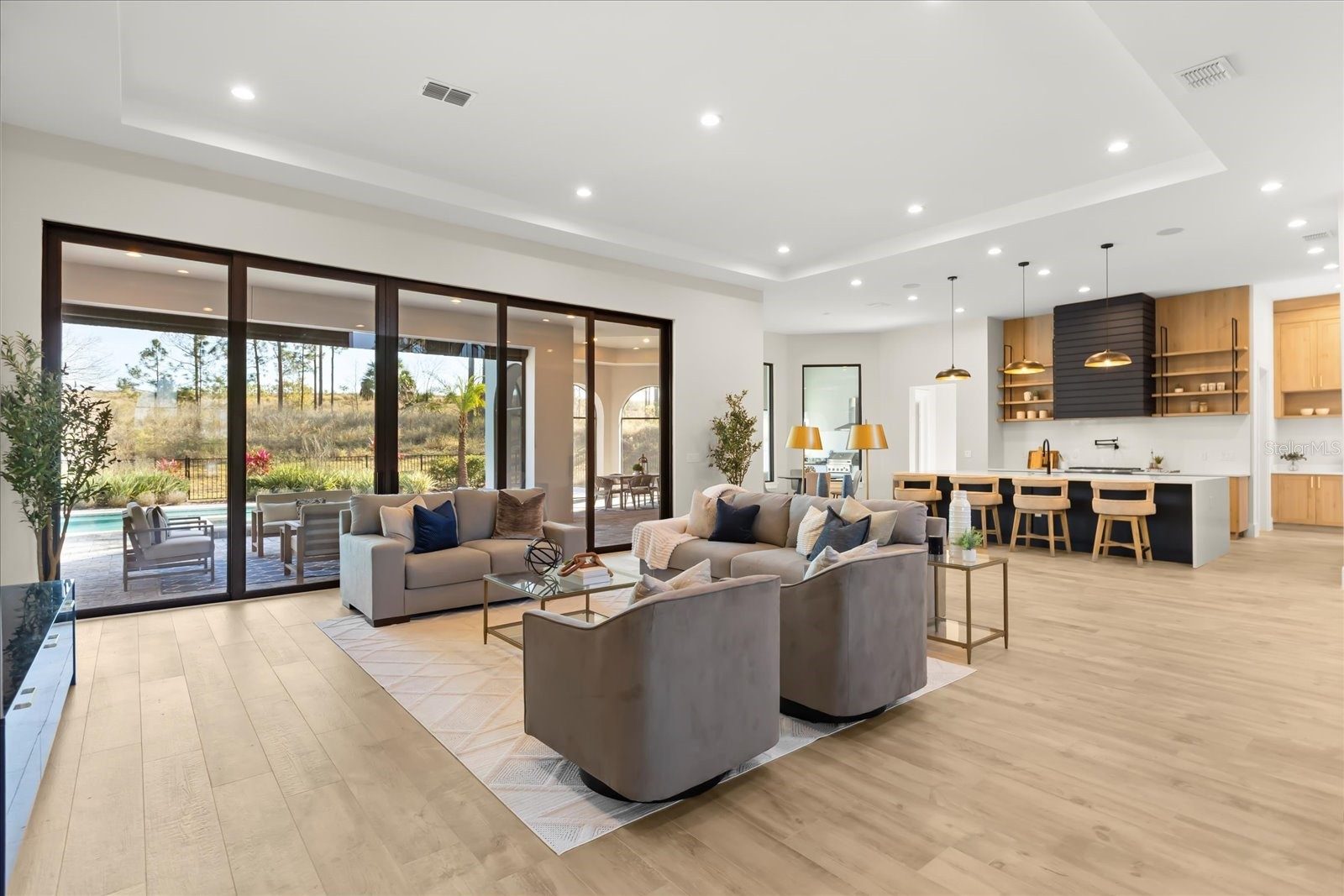 16340 Pendio Drive — 12