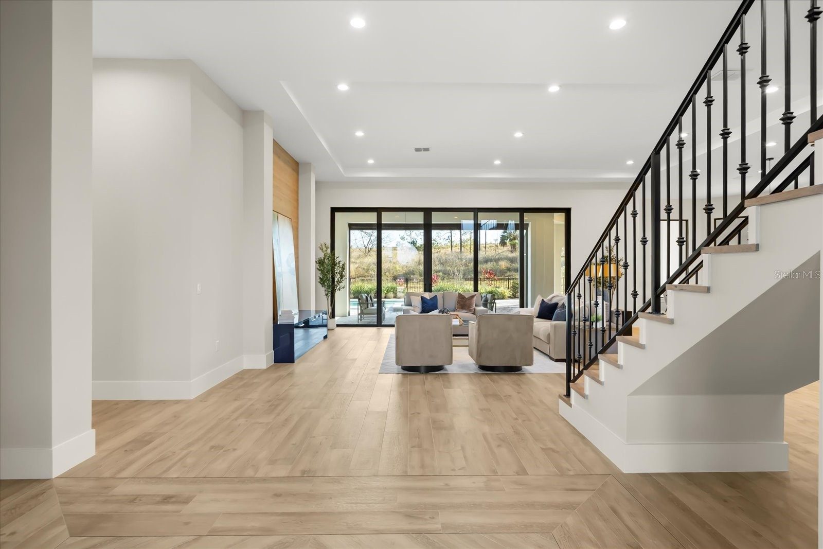 16340 Pendio Drive — 8