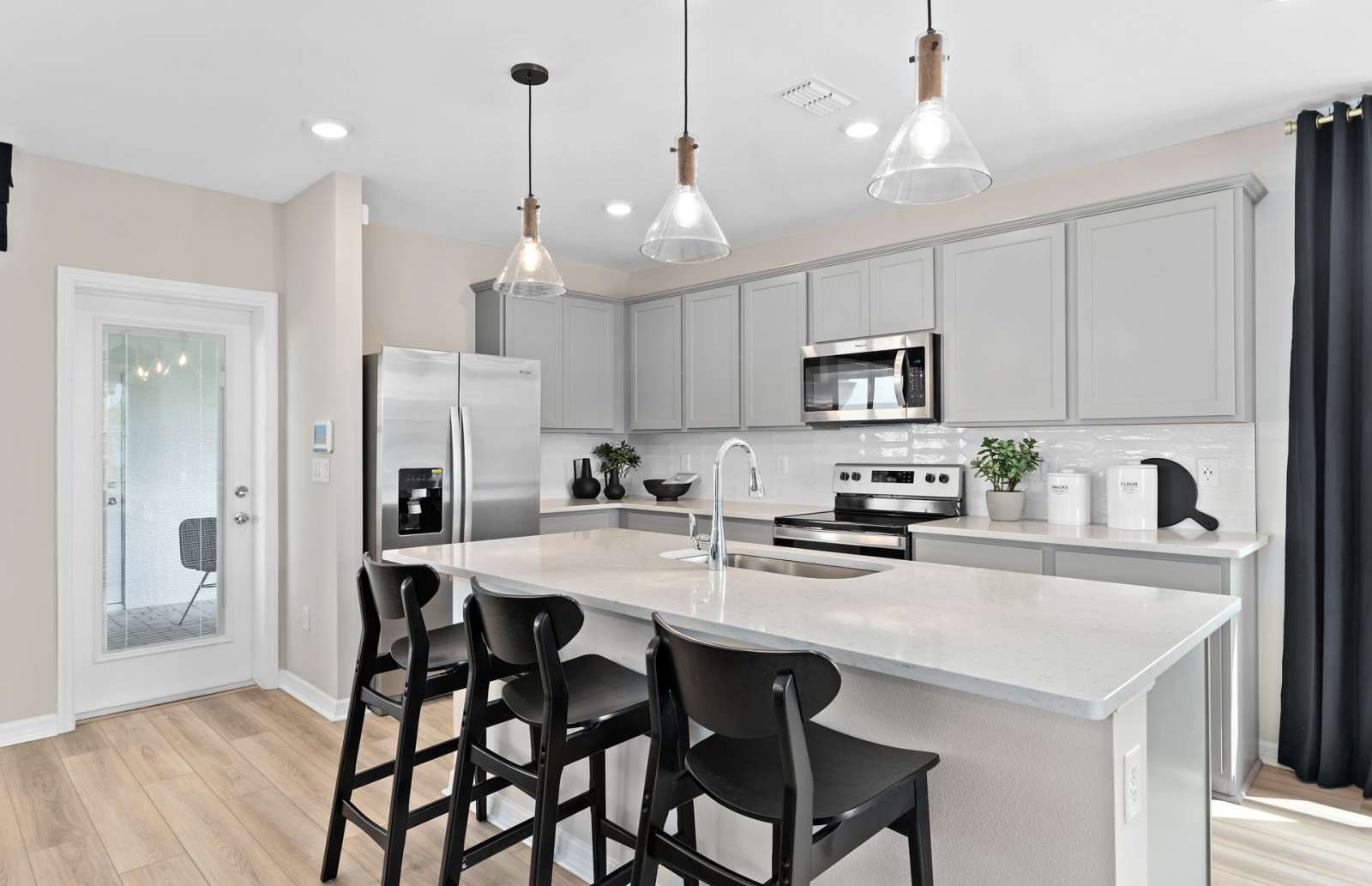 Silverleaf Oaks — Haddock — 4